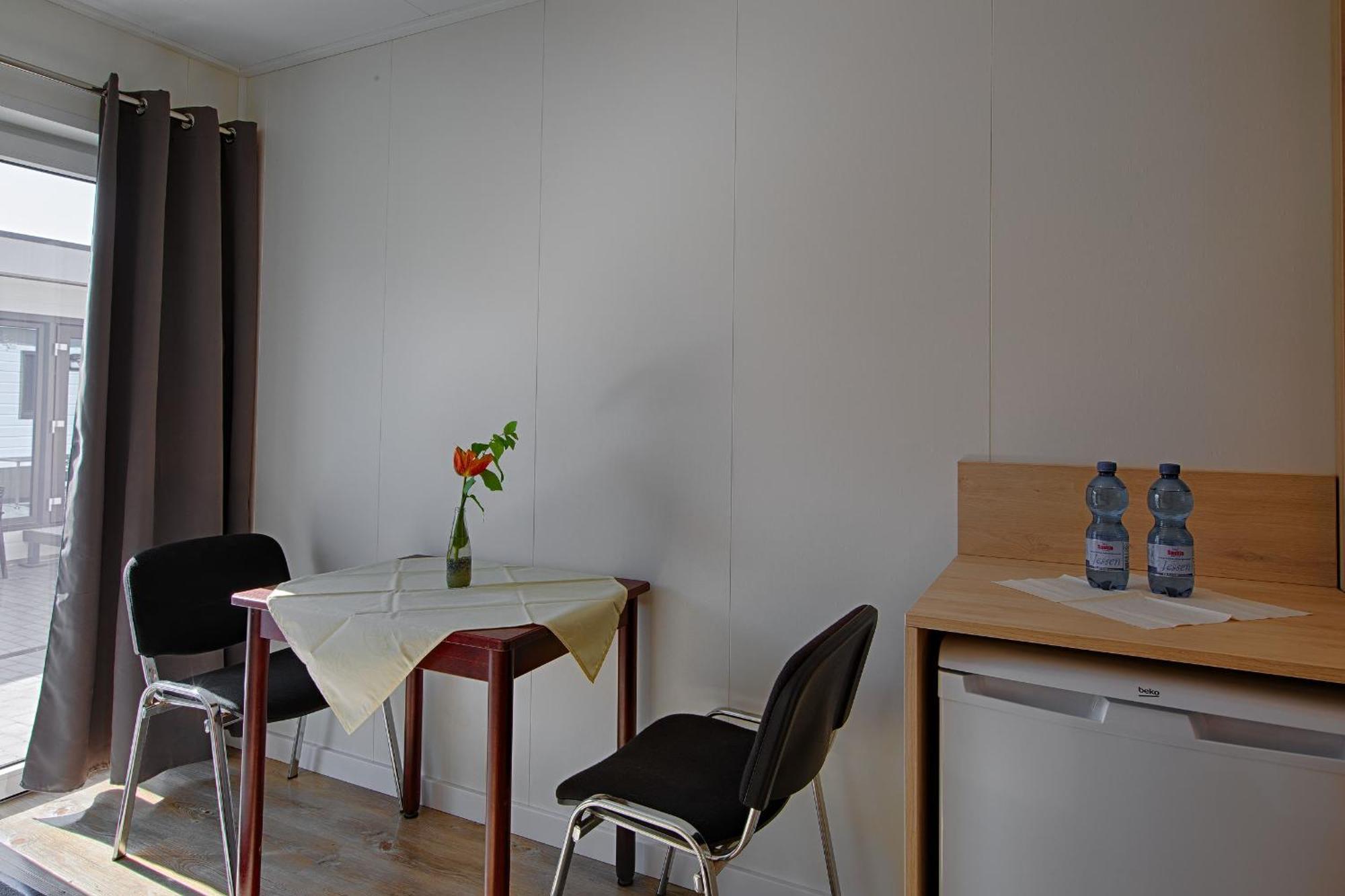 See Hotel Karlslust Chalets Storkow  Exterior photo